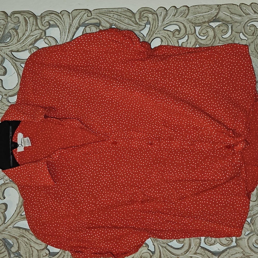 🥳 FINAL OFFER  🥳Polka Dot Women's Top - Red